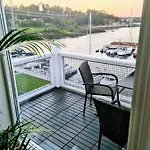 Silent Seaview Luxury Grasholmen Appartement *